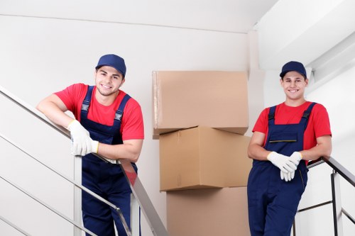 Local moving van support for Stanmore streets and access